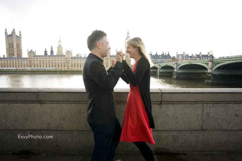 esvyphoto-london-engagement-ha-11