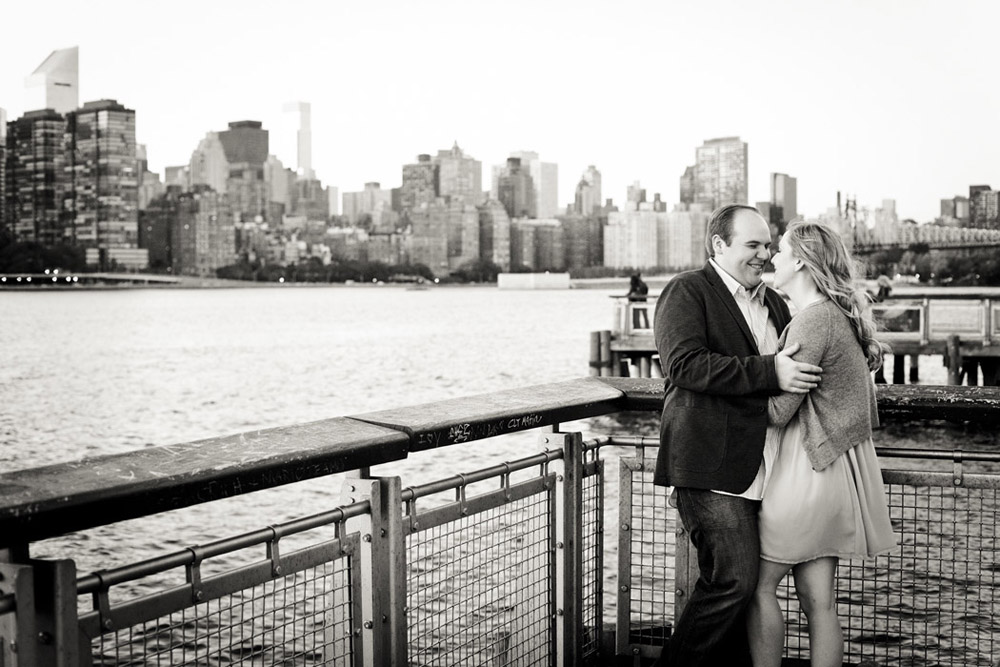Esvy Photography – New York City Engagement – Portfolio25